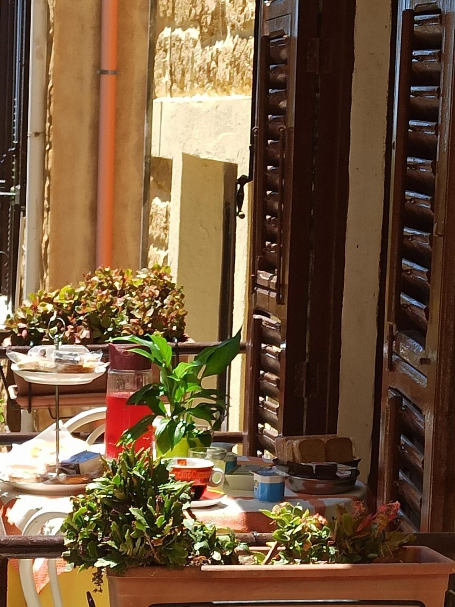 B&B Le 4 Stagioni Sul Viale, Belvedere Di อากริเจนโต ภายนอก รูปภาพ