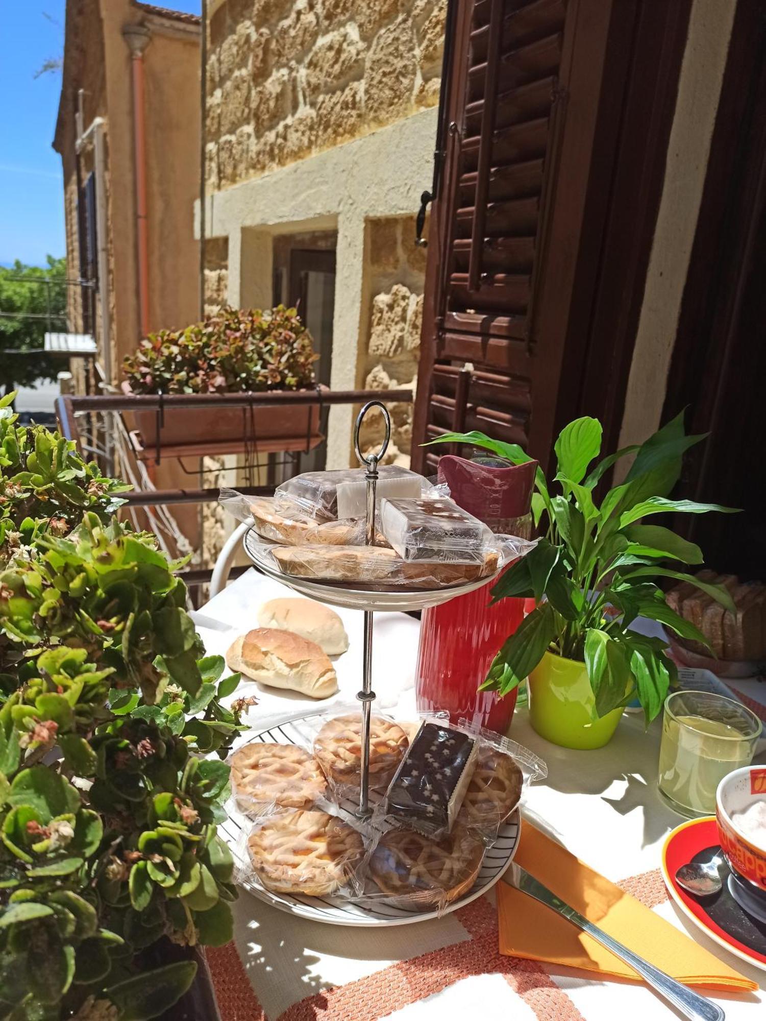 B&B Le 4 Stagioni Sul Viale, Belvedere Di อากริเจนโต ภายนอก รูปภาพ