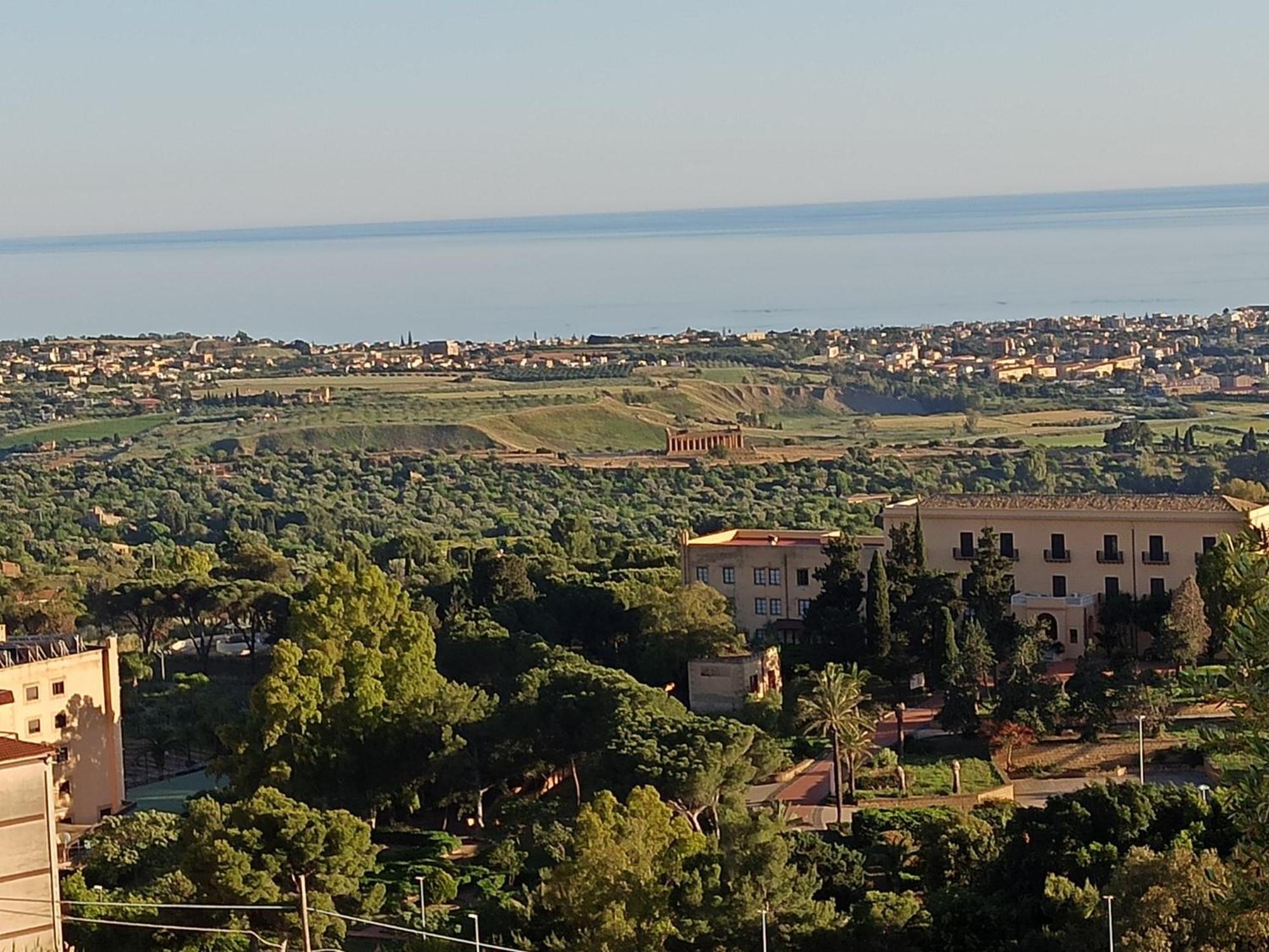 B&B Le 4 Stagioni Sul Viale, Belvedere Di อากริเจนโต ภายนอก รูปภาพ