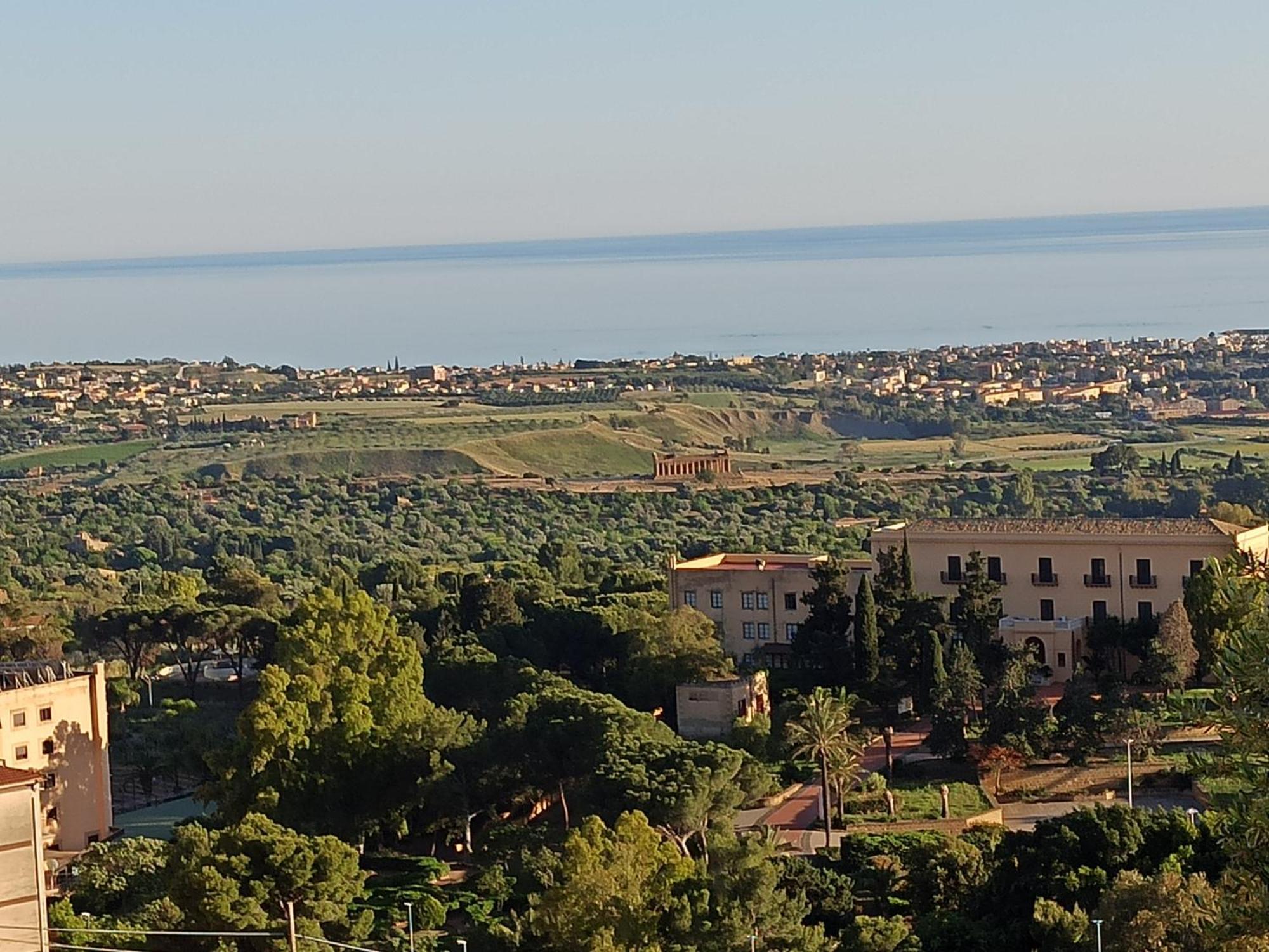 B&B Le 4 Stagioni Sul Viale, Belvedere Di อากริเจนโต ภายนอก รูปภาพ